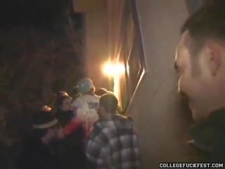 Mardi gras студентка шльондра трахання недосвідчена статевий член