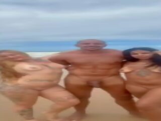 Conheci duas gostosas uma loira e uma morena como như duas không pelo e gozei dentro da buceta delas