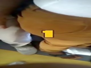 Wanita menyentuh saya zakar/batang pada bas