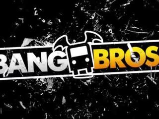 Bangbros - preston parker penawaran pembantu carmela clutch uang di bertukar untuk sebuah potongan dari dia latin besar bokong