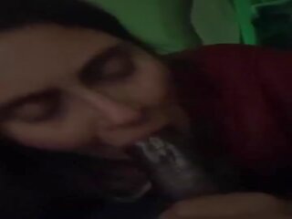 Gutarmak in ak daughter mouth