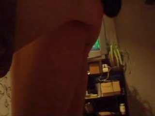 Домашно клипс женска доминация ballbusting isotoner