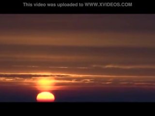 媽媽 wakes 兒子 向上 為 學校 部分 1