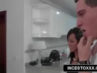 Orgia 恩 familia incesto espaã±ol